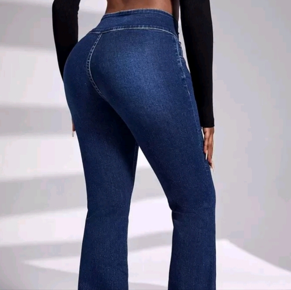 Classic Sexy Blue Flare Jeans - Picture 4 of 7